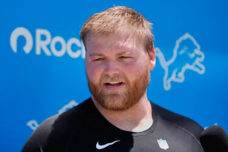 Lions center Mays out with a wrist injury